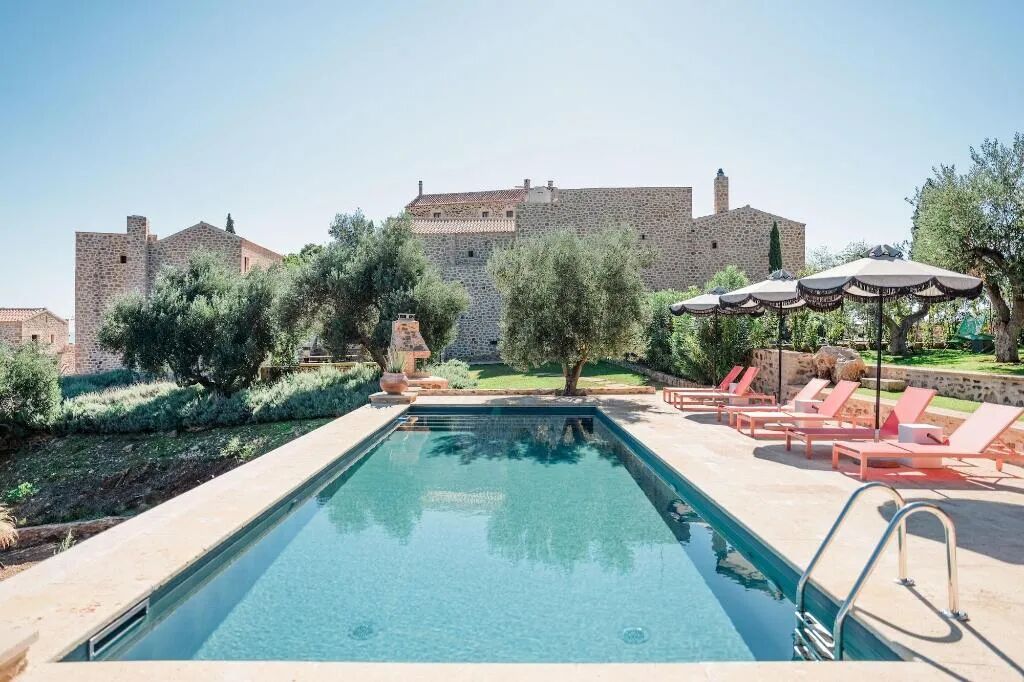 Alistos Hotel