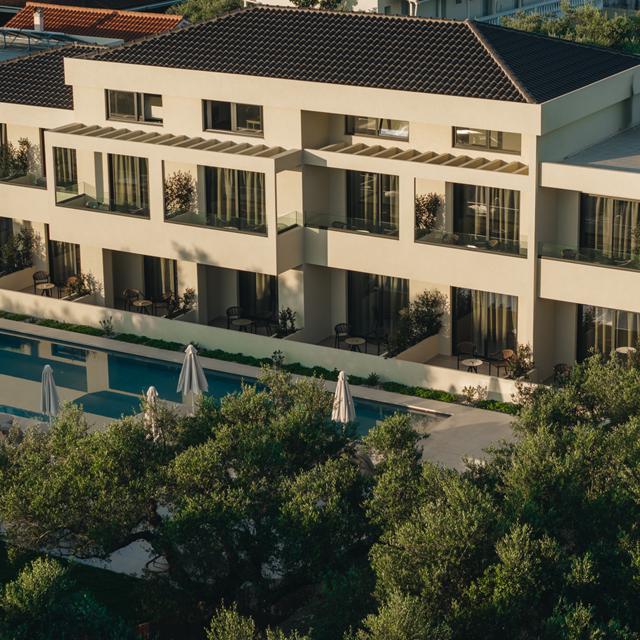 Iskios Suites - adults only